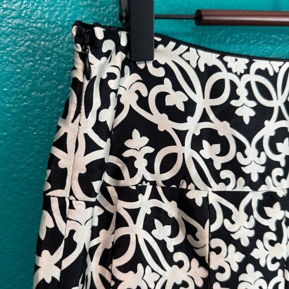 White House Black Market 100% Silk Pleated Mini Party Skirt Women's 6 - Picture 7 of 9